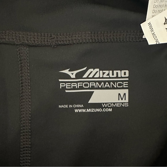 Mizuno volleyball shorts - Picture 3 of 3